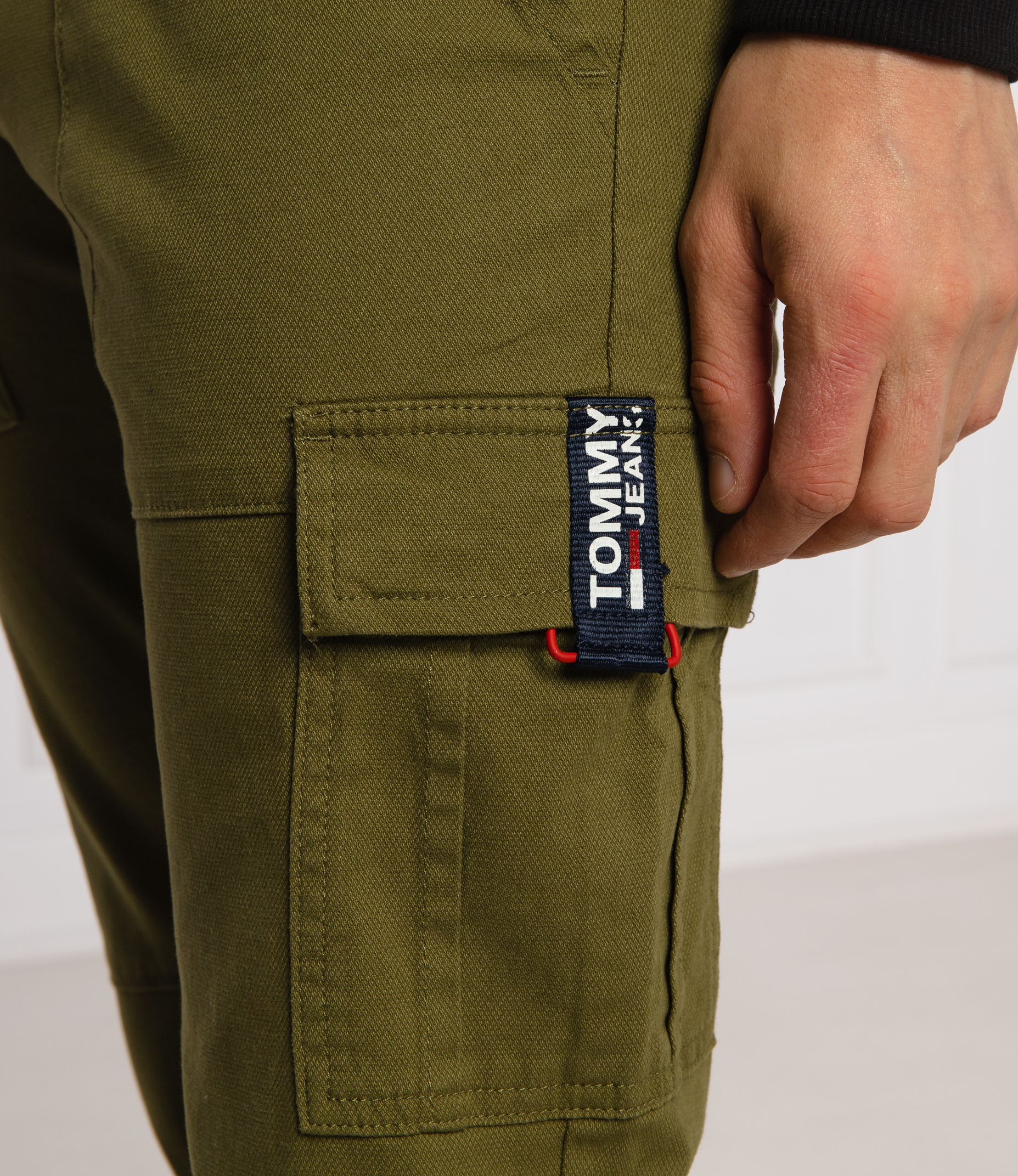 Tommy Jeans Cargohose, Bio Baumwolle, olivgrün TJM SCANTON