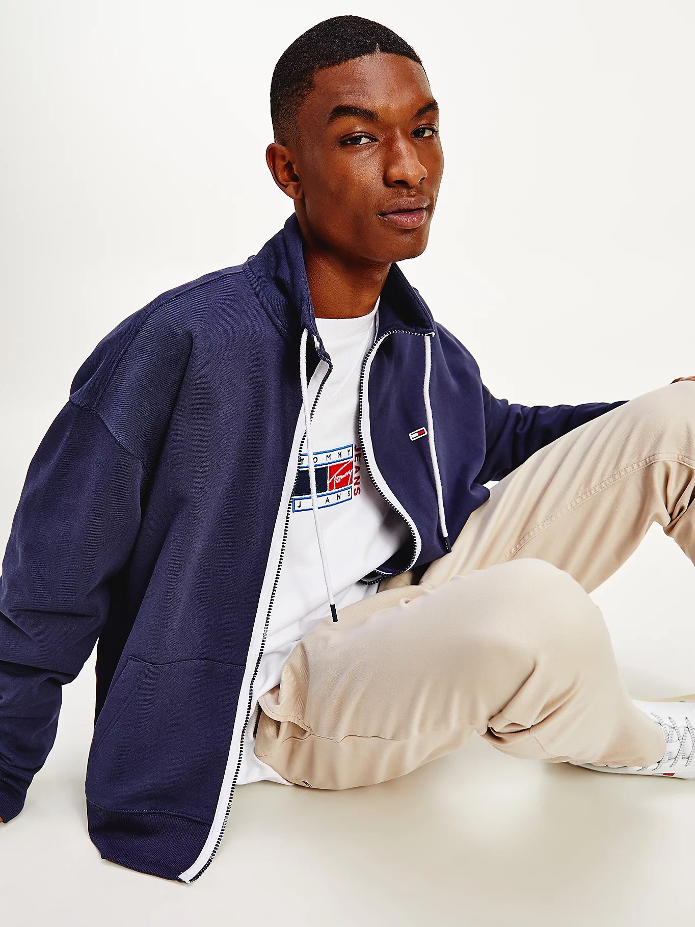 Tommy Jeans Trainingsjacke mit Kontrast-Reißverschluss, twilight navy