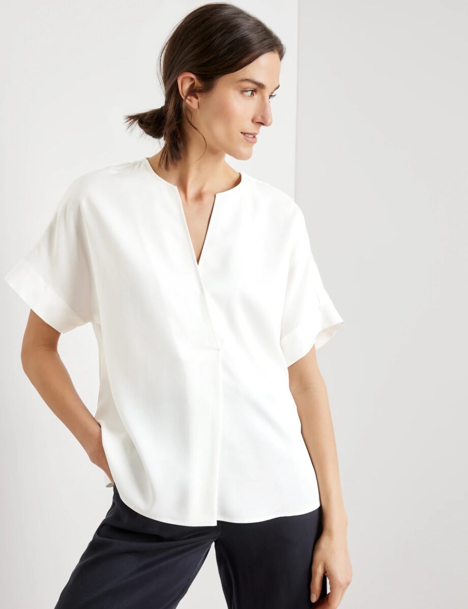 Gerry Weber Bluse mit feinem Schimmer, off-white