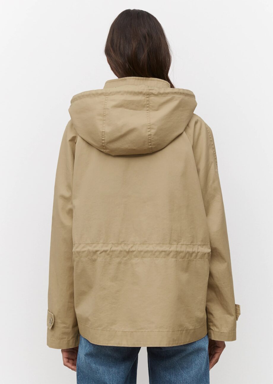 MARC O’POLO Kurze Utility-Kapuzenjacke aus beschichteter Organic-Cotton-Qualität, wheat field