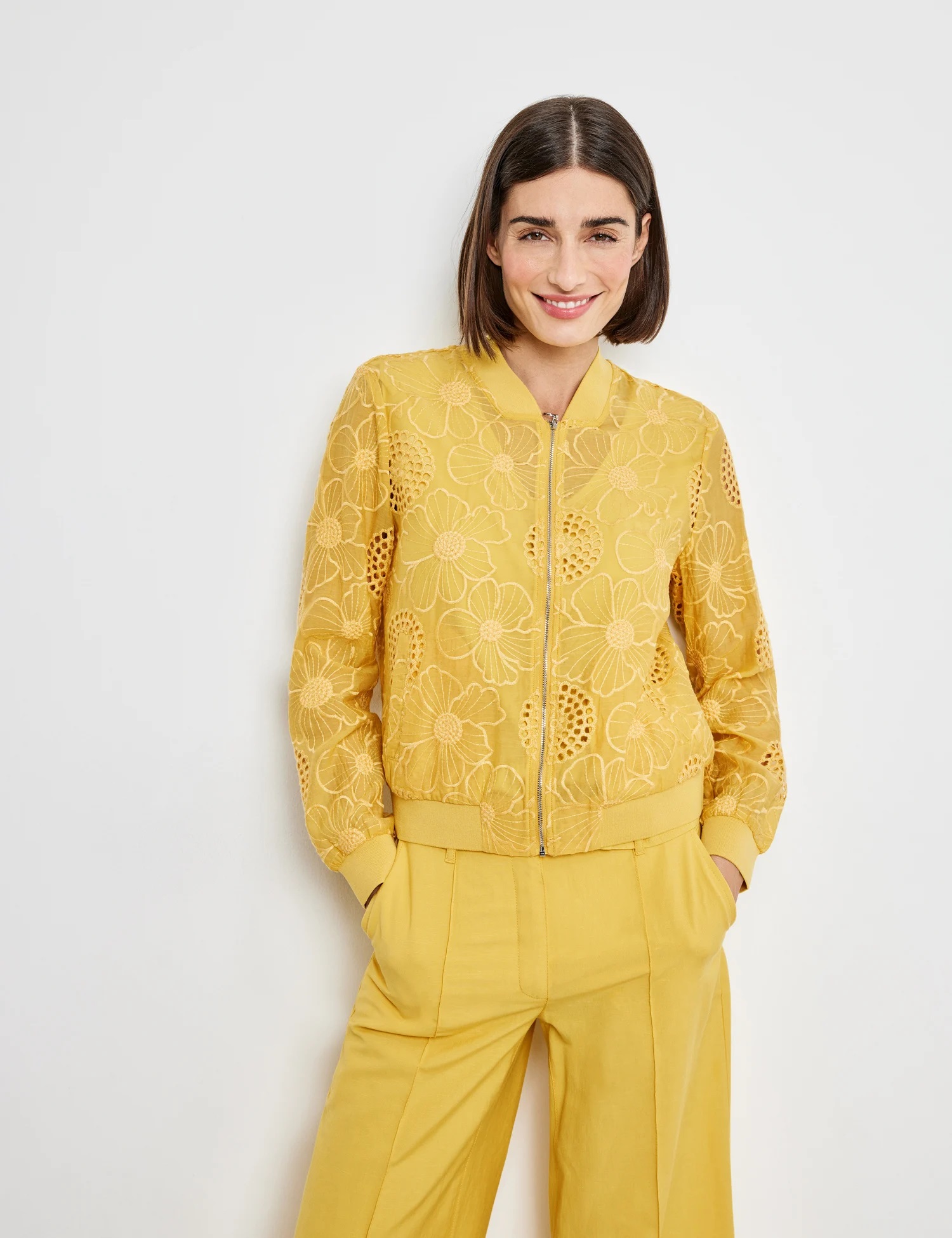 GERRY WEBER Blouson mit Lochstickerei, ginger - Hartmann Mode Shop