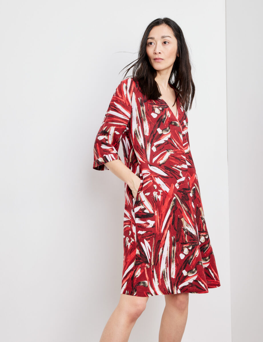 GERRY WEBER
      
        Kleid mit Allovermuster, dark cherry/rot/ecru/druck