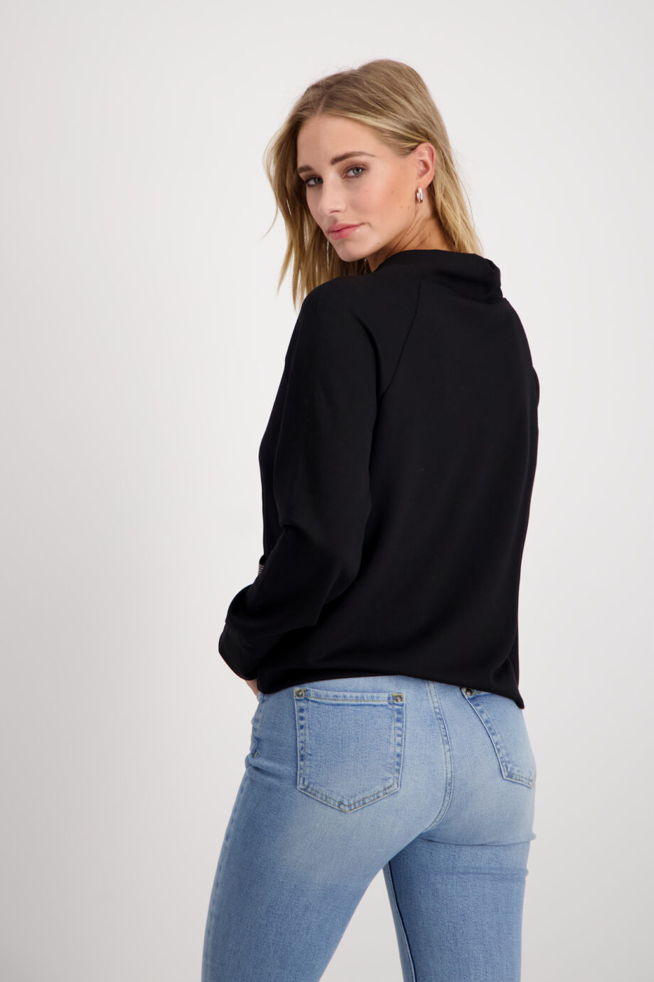 Monari Sweatshirt, schwarz