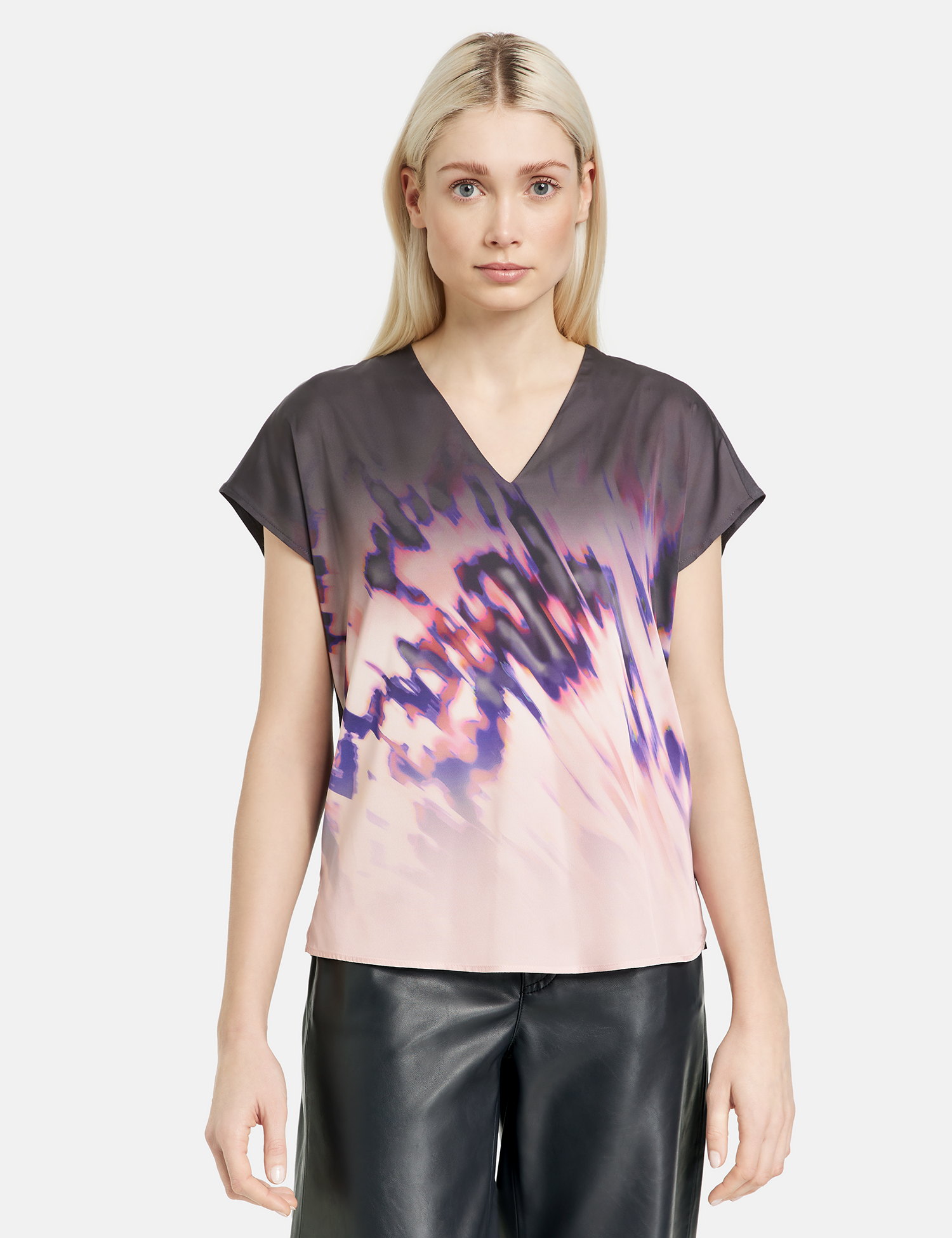 TAIFUN
Blusenshirt mit V-Ausschnitt