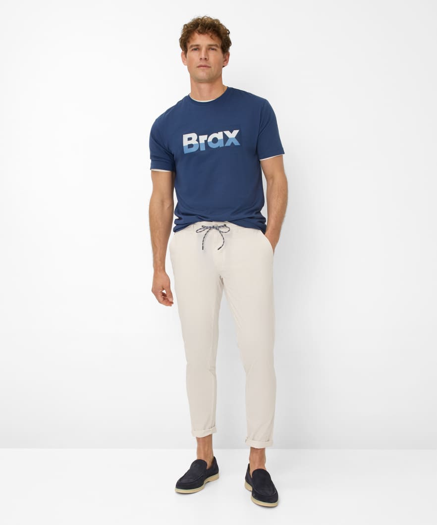 BRAX Hyperlight: Chino im Modern Fit Style Fabio