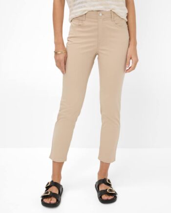 BRAX Ultralight: Chino im Regular Fit Style Mary S
