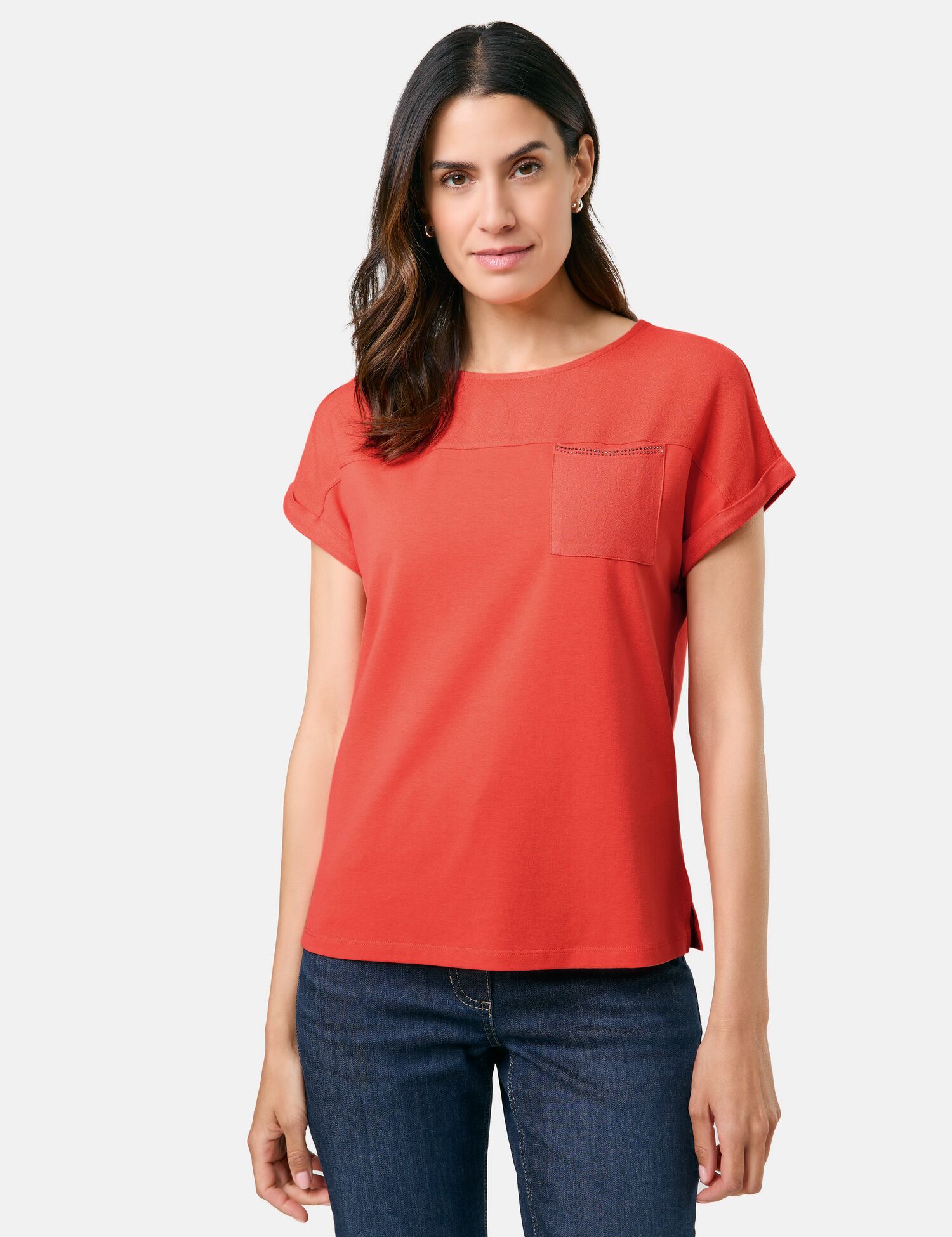 GERRY WEBER Kurzarmshirt mit Material-Patch und Ziersteinchen