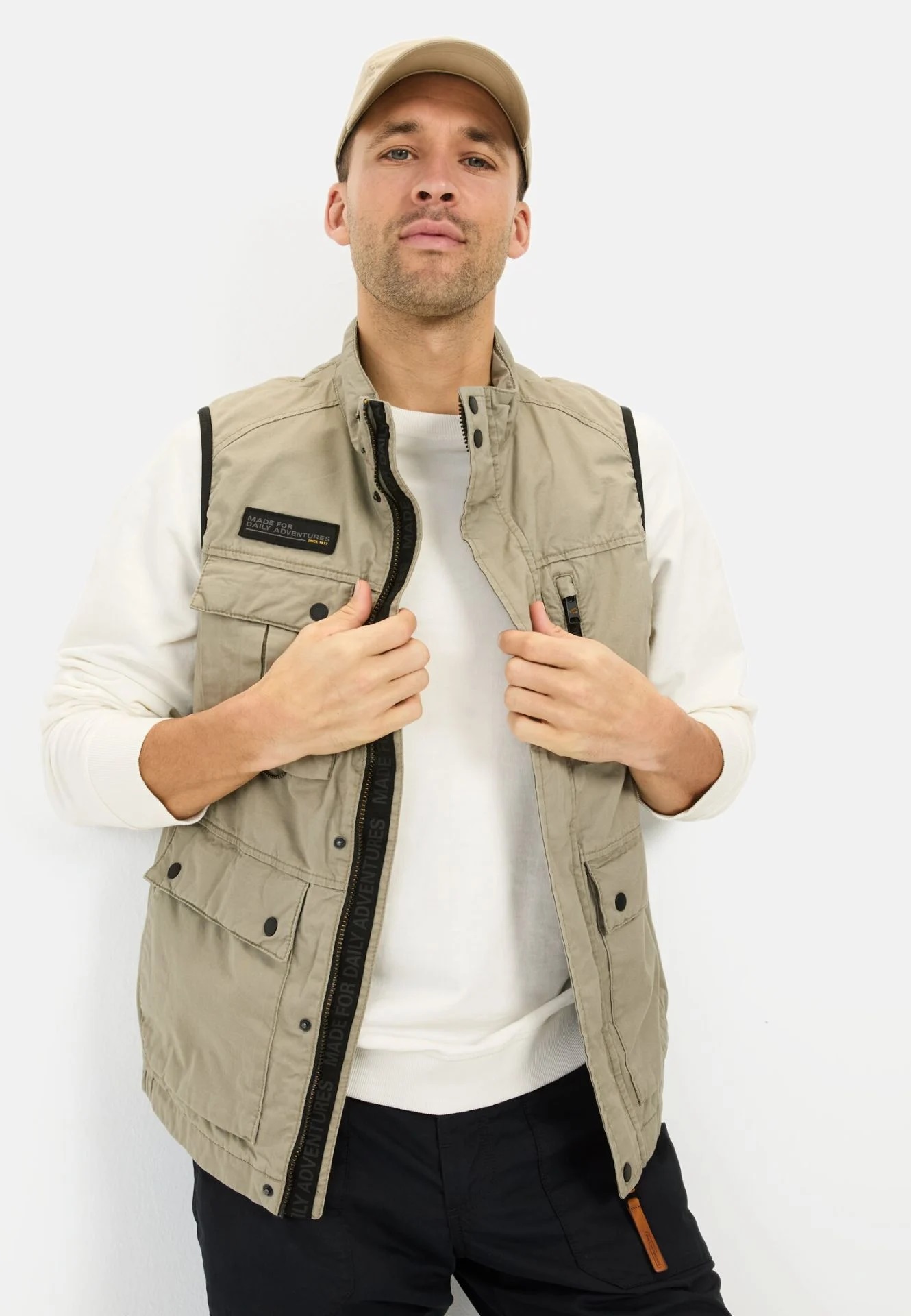 Camel active Outdoor-Weste mit Stehkragen