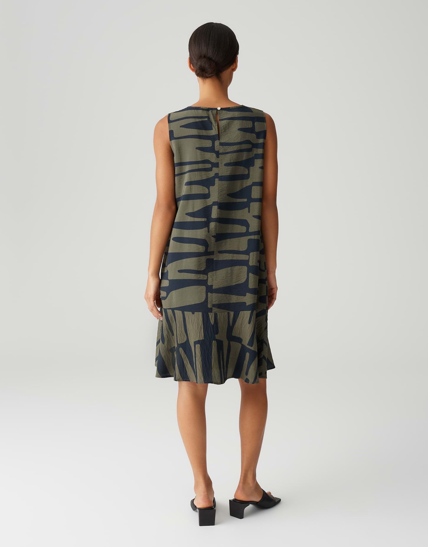 OPUS · Summer WENOLA JUNGLE Printkleid mit angesetztem Volant