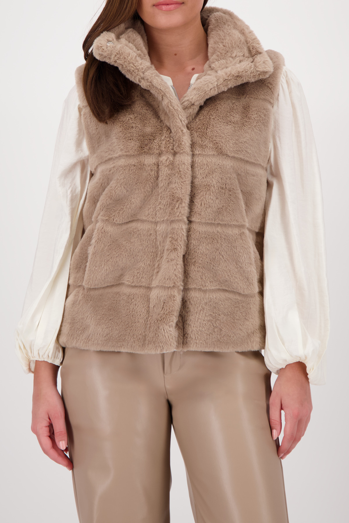 Monari Weste, truffle