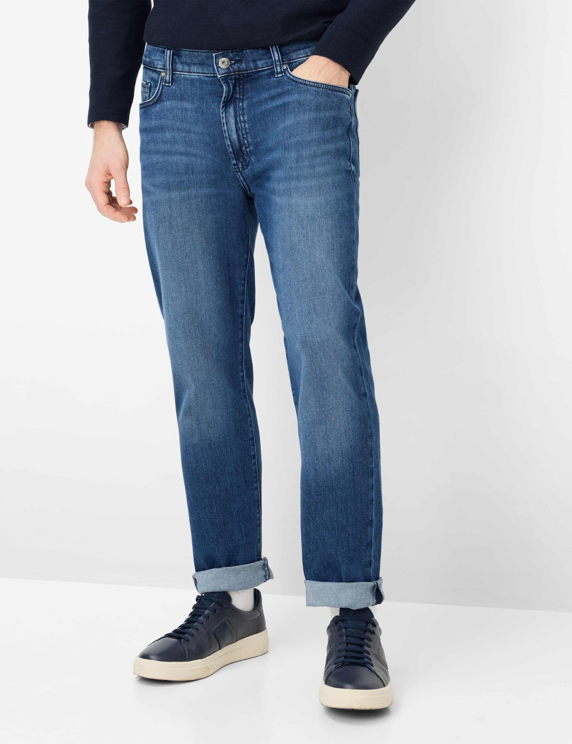 BRAX Relaxed Straight Fit Jeans Style Clint