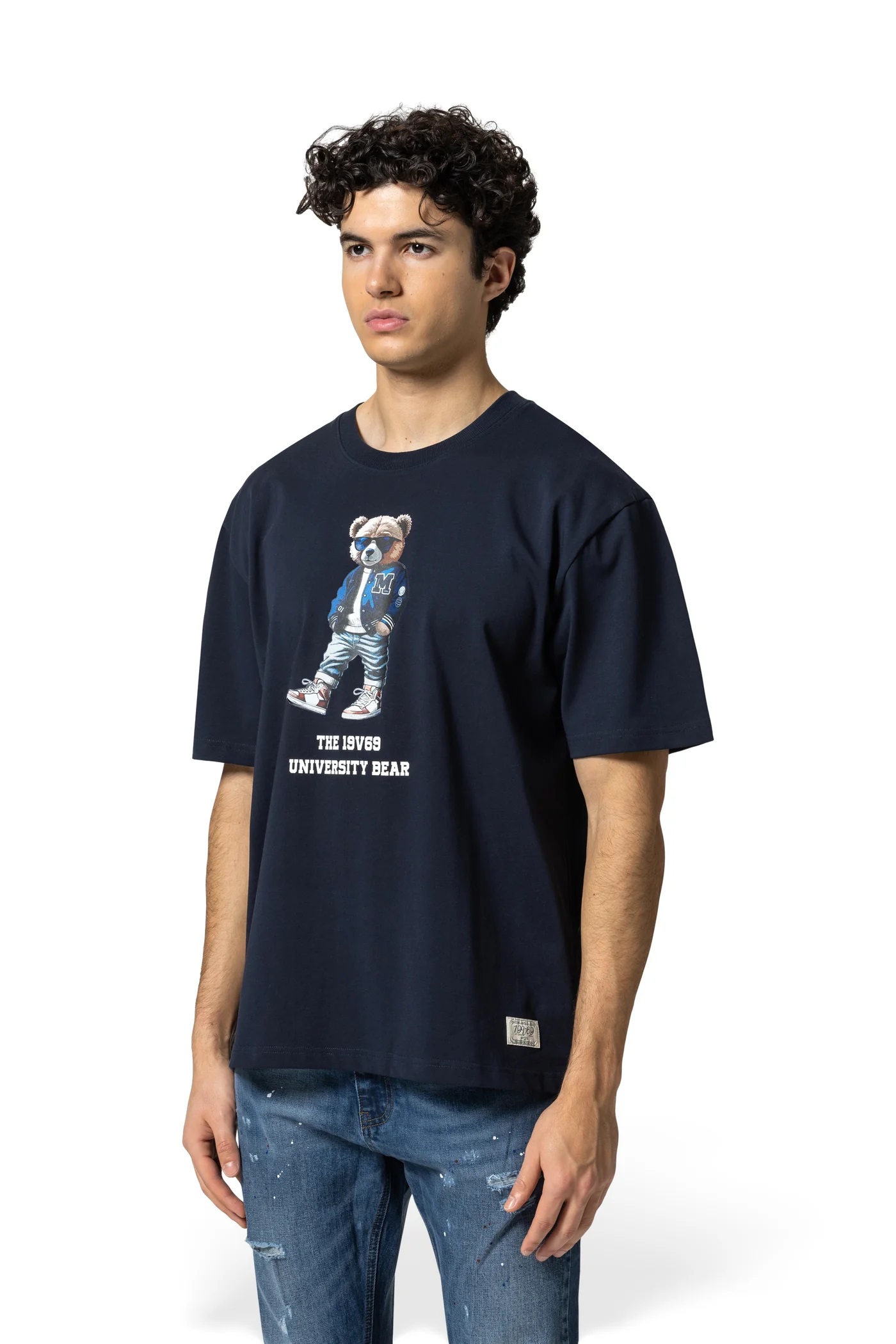 19V69 ITALIA Herren Oversized T-Shirt „Tamaro Bear“ – modernes Shirt mit College-Bärenprint